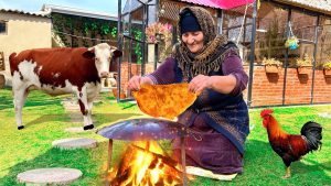 مادربزرگ چبورکی های ترد واقعی خانگی را در دهکده می پزد! | زندگی روستایی